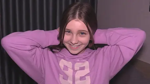 18yo Teenage Gets Her Slot Opened up