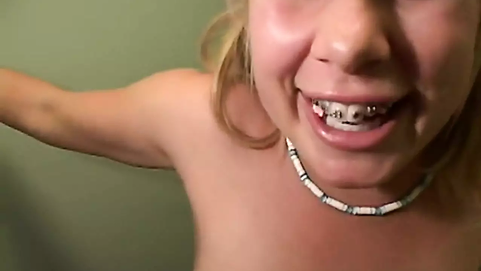 Tiny Summer gets her cock-squeezing vagina fingerblasted and tongued by her g/g paramour