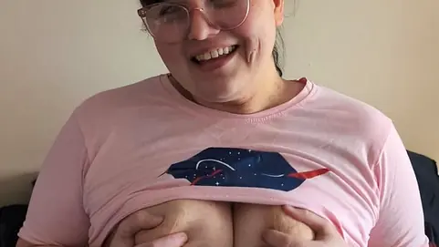 Step-father creampies and tongues his taboo stepdaughter's close-up beaver